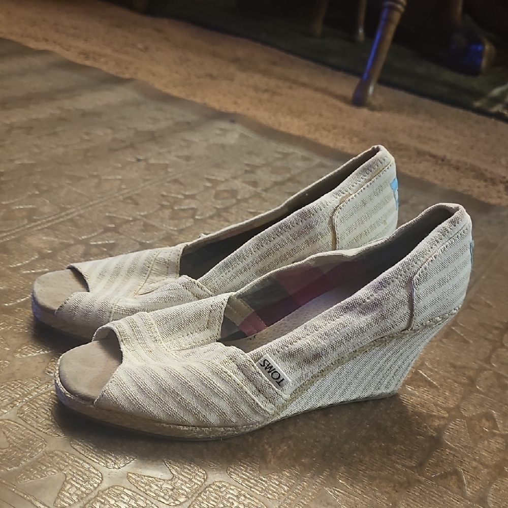 Toms Cream Wedges with Textured Stripes